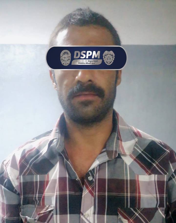 Aseguran al sur de la ciudad a presunto agresor en poder de un arma larga