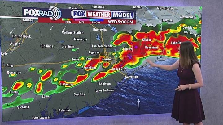 Houston weather: Storm chances increase