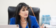 Desilú León defiende a Juan José Santiváñez de cuestionamientos: “No declaremos culpable a alguien que está mostrando pruebas”