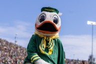 Oregon idle in coaches poll after beating Oregon State