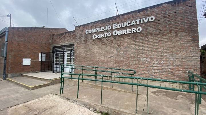 Violencia en una escuela: un padre agredió a un alumno y amenazó a los directivos