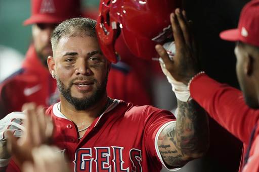 Jo Adell brilla con Angelinos en victoria 4