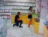 Indignante: sujeto fotografió debajo del vestido de una joven en tienda del centro de Durango