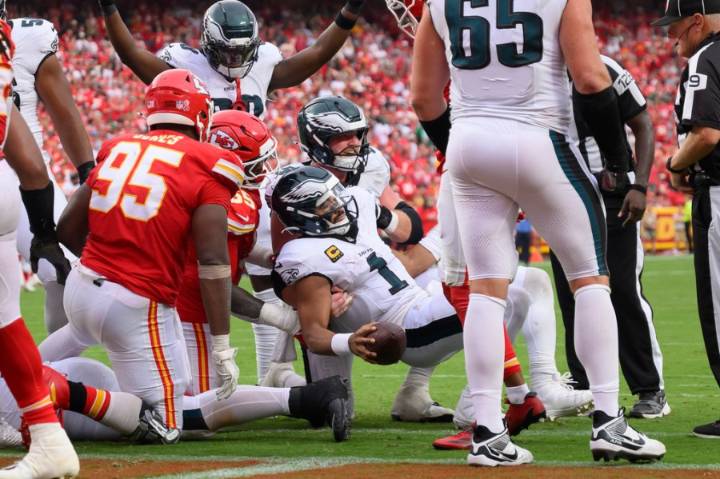 Should the tush push be banned in the NFL?