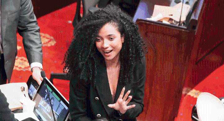 "Me gradué un día antes": viceministra de Juventudes Juliana Guerrero responde a críticas sobre su título A pesar de sus declaraciones, persisten dudas sobre si cumple con los requisitos académicos ex
