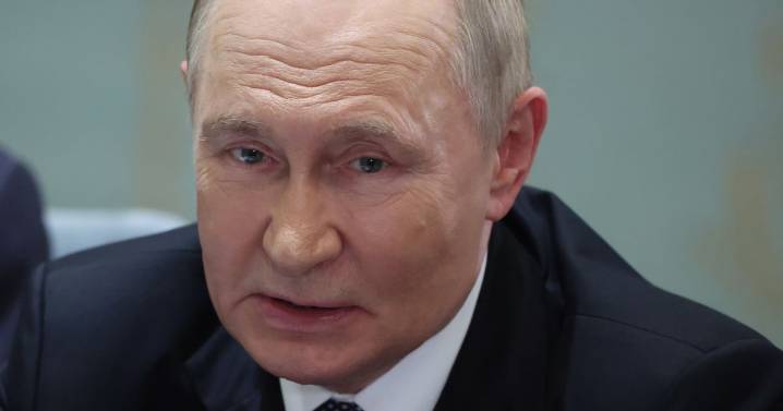 Putin 'driving migration to UK' to 'overwhelm' after 1000 entered on small boats yesterday