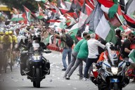 Vuelta a España: Las protestas propalestina dinamitan la Vuelta y dejan la etapa con final en Bilbao sin ganador