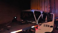 Una persona resultó lesionada por colisión entre dos camiones en túnel del Camino La Pólvora en Valparaíso