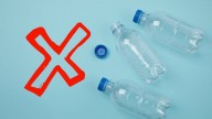 Adiós a las botellas de plástico: la alternativa para mantener tu bebida fría por 48 horas