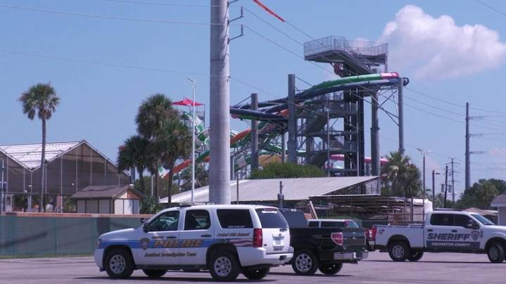 2 Galveston police officers nearly drown in training accident at Schlitterbahn, chief says