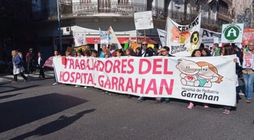 Continúa la huelga de trabajadores del Garrahan