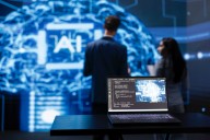La adopción de inteligencia artificial permite a las empresas reducir costos en más del 40%