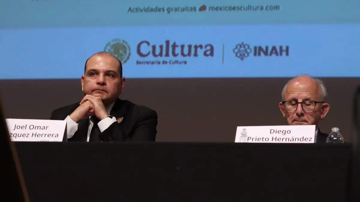 INAH presenta libro reflexivo de su labor por sus 85 años