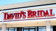 Largest U.S. bridal store to close Sioux Falls location in October.