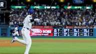 Shohei Ohtani hits 53rd homer to tie for NL lead as Dodgers rally to beat Giants 7