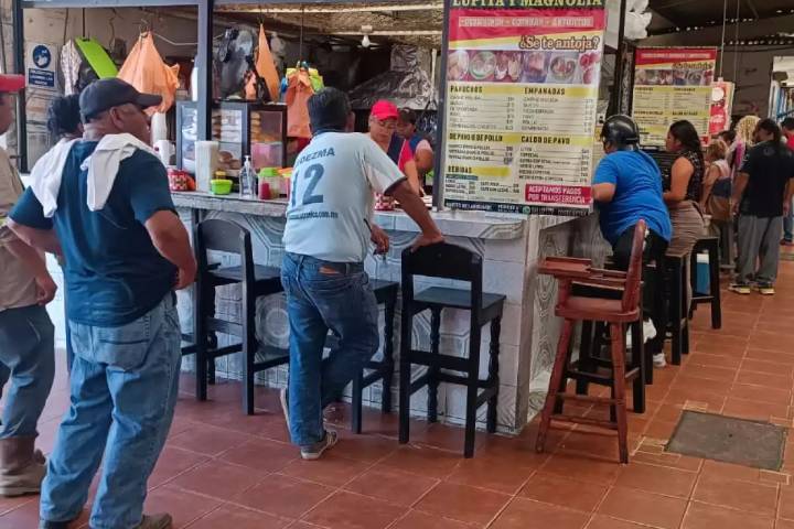 Adeudos de PEMEX dañan negocios carmelitas