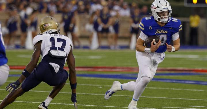 From gridiron to pitch, Hayes family has eyes set on beating Oklahoma State