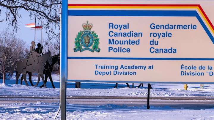 Sask. RCMP say 2nd vehicle was shot same night woman was killed by seemingly random gunfire