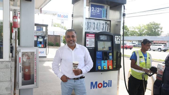 Huntington bans self-service gas pumps. Here's why.