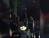 Alcalde de Veracruz realiza disparos al aire durante el Grito de Independencia