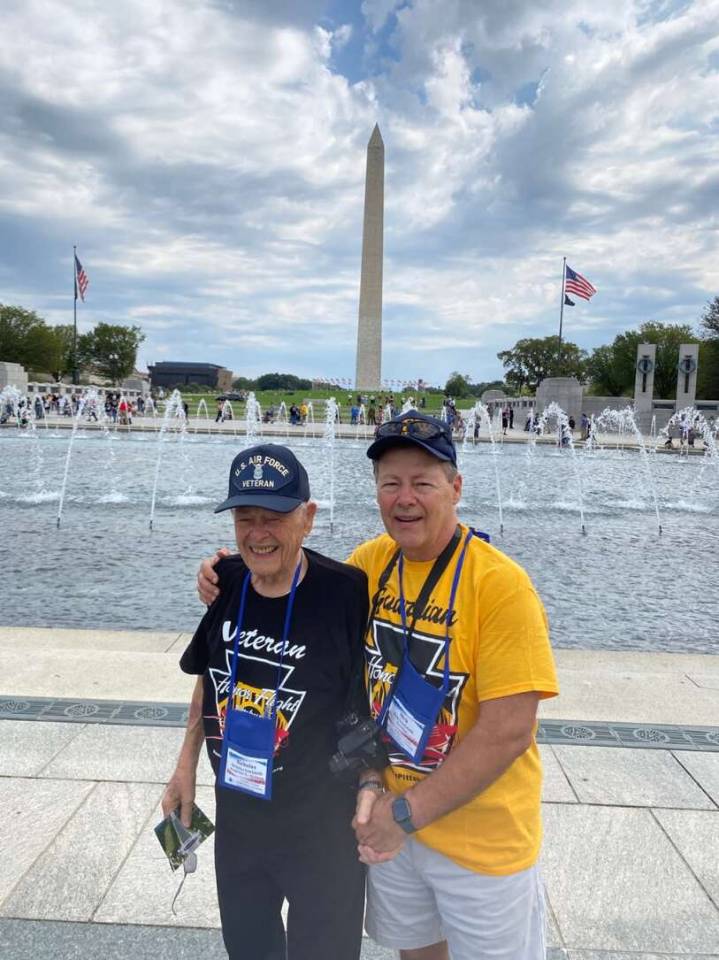 105-year-old veteran travels to Washington DC to see memorials