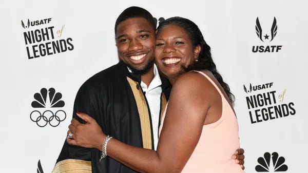 Noah Lyles’ Mother Opens Up On Son’s Struggles Following His Consecutive World Championships Gold Noah Lyles battles injuries and setbacks before defending his 200m crown, as his mother opens up on hi