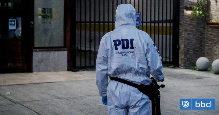 Roban $200 millones en efectivo a empresaria china en estacionamiento de Santiago