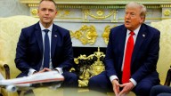 Trump dice que los archivos de Epstein distraen su éxito: "Nunca termina"