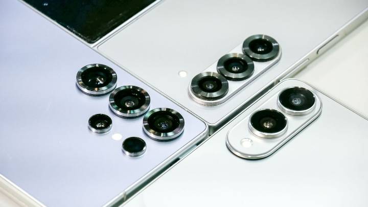 Next year's Galaxy S26 Edge could look a lot like the iPhone 17 Pro