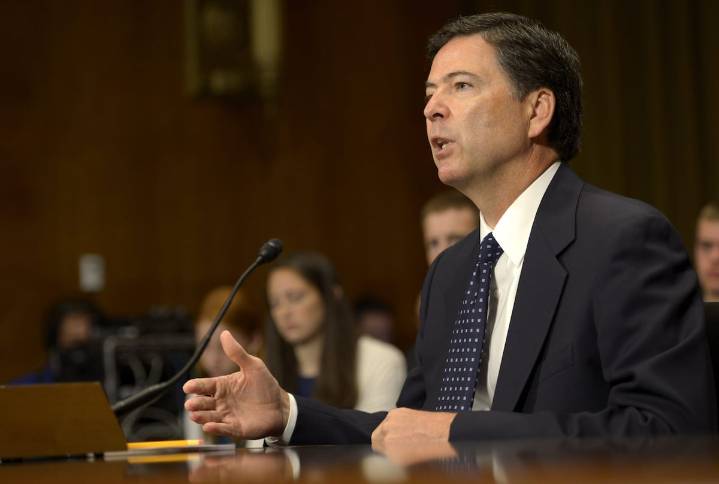Un juzgado de EU imputa al exdirector del FBI que investigó la campaña de Trump
