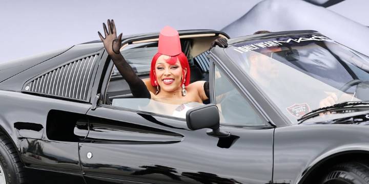 Doja Cat Rocks Whimsical Lipstick-Inspired Outfit, Surprises Fans at MAC Match Day Event 