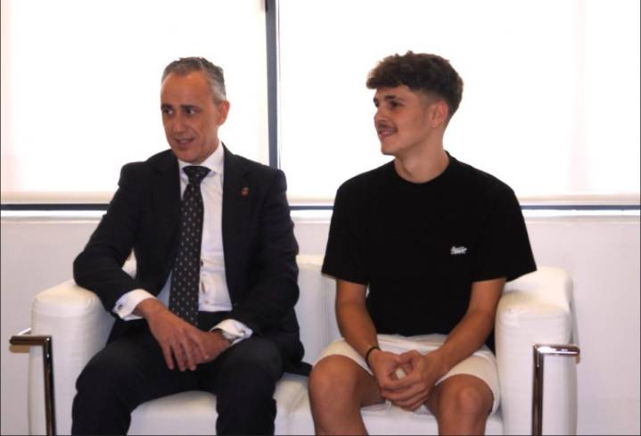 Un joven de 16 años se convierte en el primero de Castilla-La Mancha en obtener una beca del Ballet Nacional