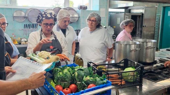 Comedores ecológicos en la comarca de A Coruña: «El menú de proximidad en los colegios es viable, pero nos faltan herramientas»