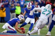 Live updates: Miami Dolphins at Buffalo Bills, 8:15 p.m. kickoff