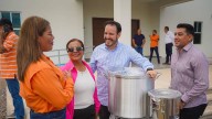 ‘Equipa Sinaloa’ llega por primera vez a Juan José Ríos con apoyos a microempresarios