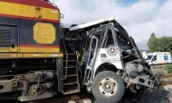 Tren arrolla a autobús en Guanajuato y protagoniza tragedia ferroviaria
