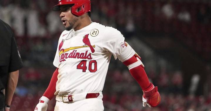Cardinals place first baseman Willson Contreras on the 10