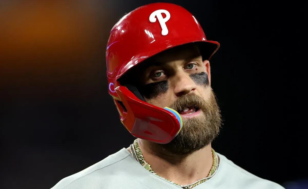 Is Bryce Harper playing for Phillies vs Marlins today, September 24?