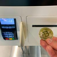 How to spend and earn bitcoin and cryptocurrency in Chicago