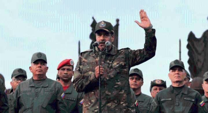 Maduro responde al “asedio” de EE. UU. con una operación militar de “resistencia” El Gobierno venezolano activó la Operación Independencia 200 en 284 frentes del país, tras el despliegue de ocho buque