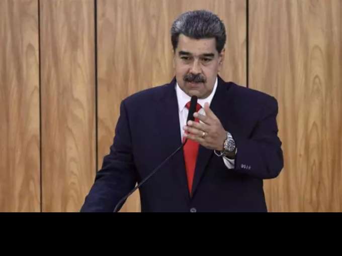 Maduro acusa a EE.UU. de "amenaza militar" tras despliegue de 1.200 misiles cerca de Venezuela
