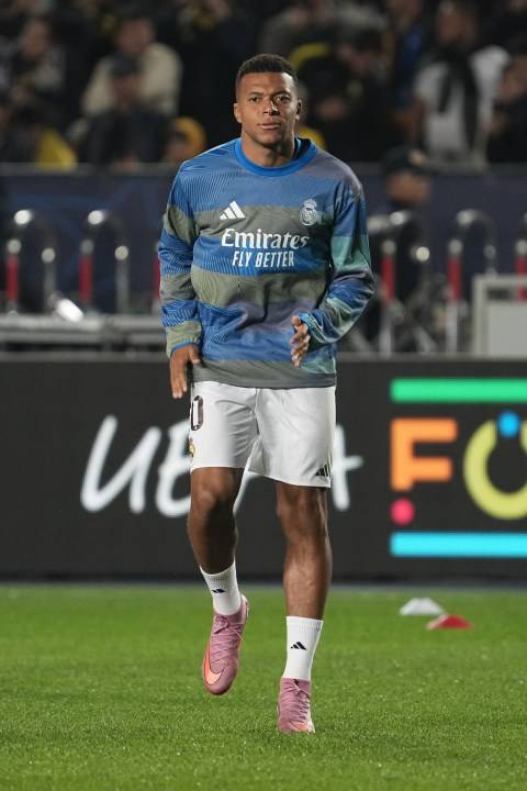 Mbappé and Kane star as Real Madrid and Bayern Munich earn big wins in Champions League