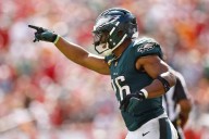 Saquon Barkley scores TD on fake tush push as Eagles flex variations of the play