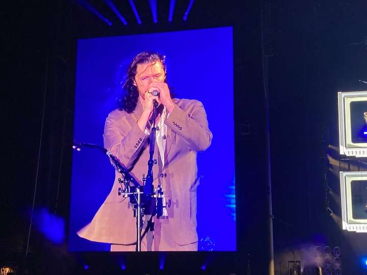 Singer calls for trans and immigrant rights, statehood for Palestine at Hershey concert