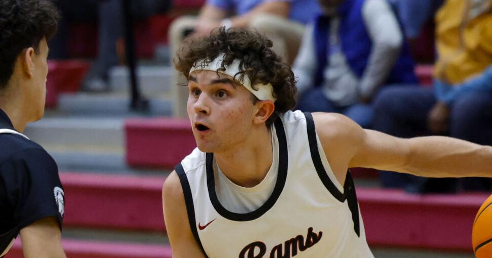 Owasso's Jalen Montonati will announce college commitment Thursday