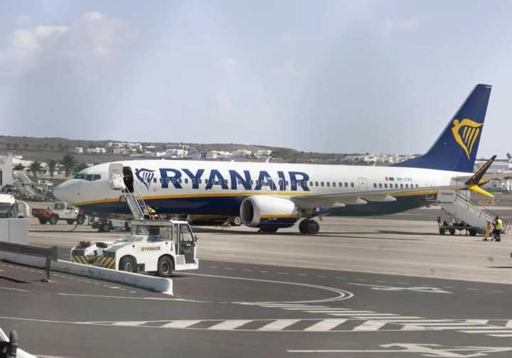 Ryanair cancela los vuelos con Tenerife Norte y recorta 400.000 plazas en Canarias este invierno