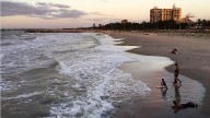 La amenaza que pone en riesgo las playas de América Latina