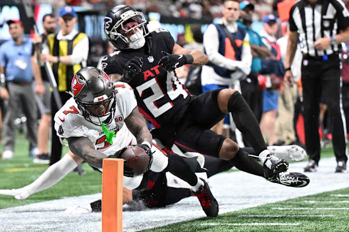 Buccaneers ride 2 TD catches by rookie Egbuka to dramatic 23