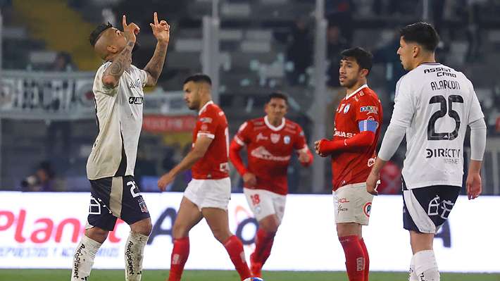 Colo Colo goleó al colista Iquique, sumó el primer triunfo de la era Ortiz y recupera terreno en el Torneo Nacional
