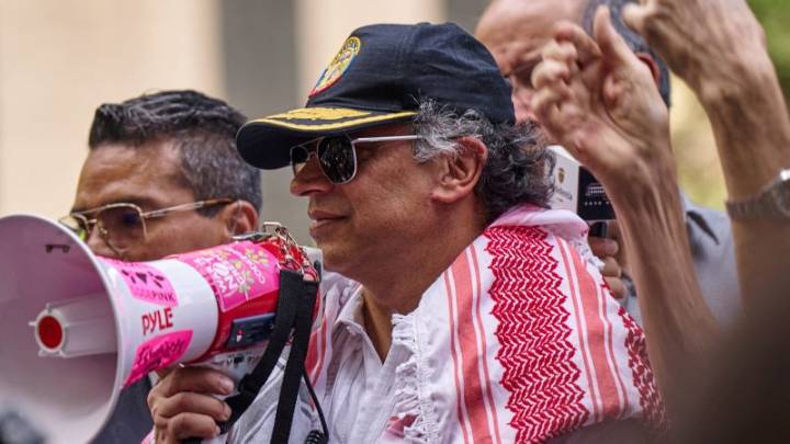US revokes visa of Colombia’s Petro after he called on soldiers to disobey Trump